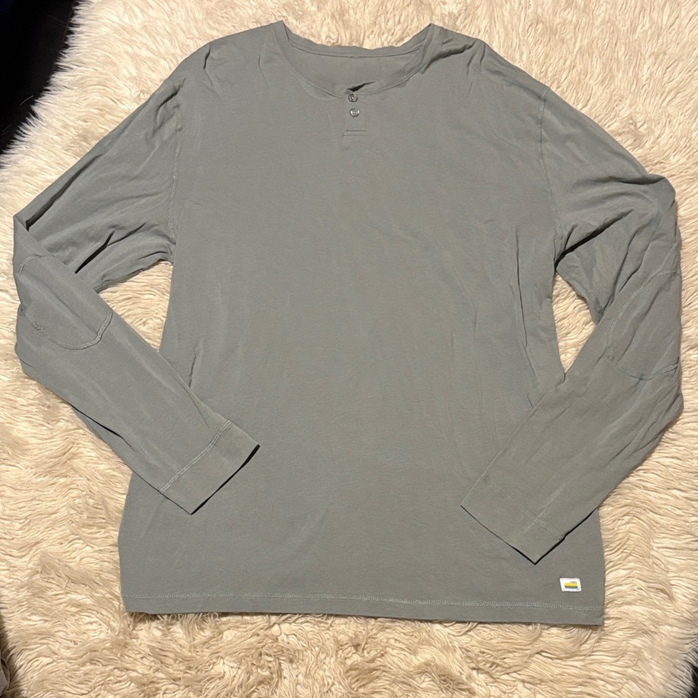 Vuori Men's Slate Long Sleeve Tee